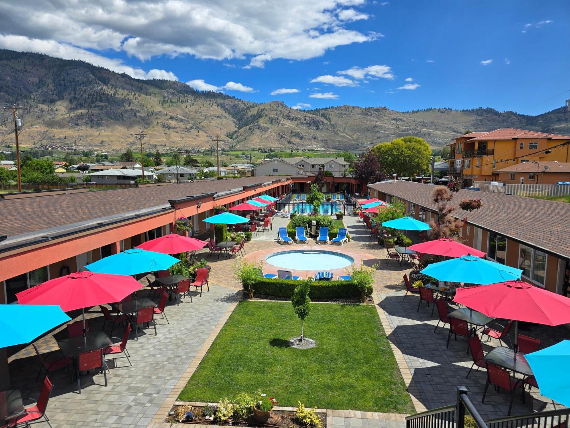 Hotel Sahara Courtyard Inn & Suites Osoyoos Osoyoos